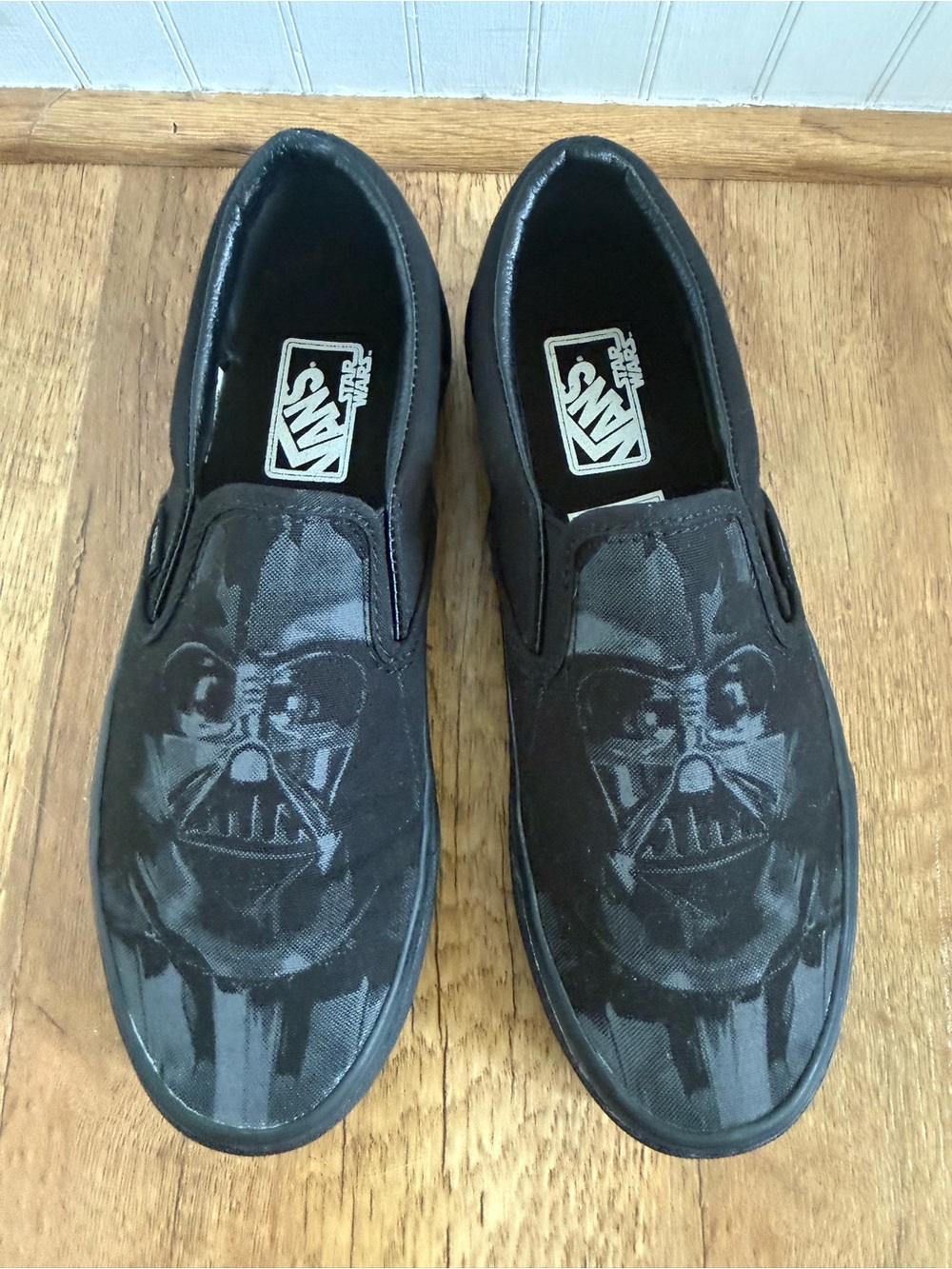 Vans x Star Wars Darth Vader Classic Slip-On Men’s 6 / Women’s 7.5 - Brand New